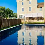 La Bellours Maison D Hotes Avec Piscine 3* كاهورْ