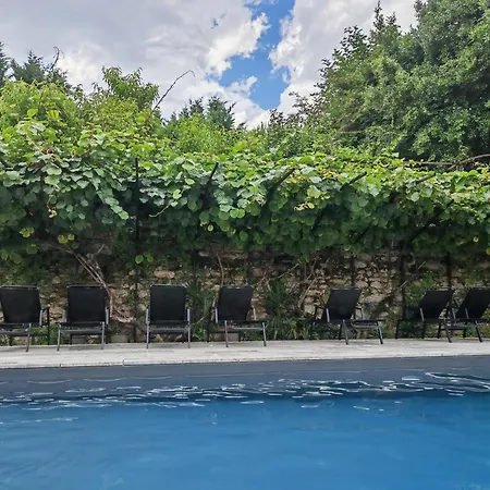 La Bellours Maison D Hôtes Avec Piscine
