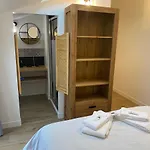 La Bellours Maison D Hotes Avec Piscine Bed & Breakfast