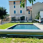 La Bellours Maison D Hôtes Avec Piscine 3*